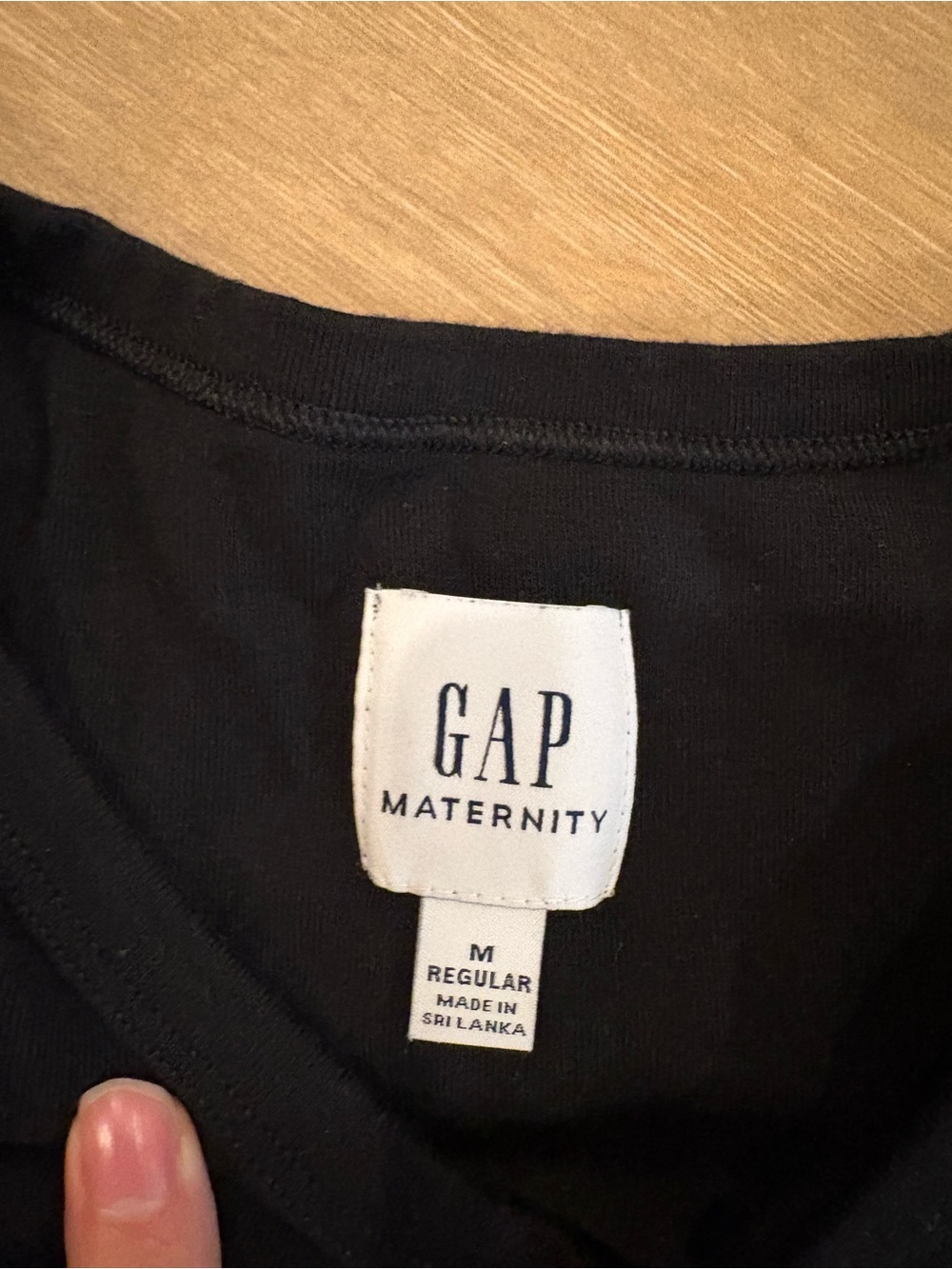 GAP Maternity Bundle - Tanks & Tee - Picture 3 of 7